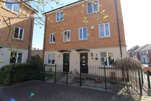 Thumbnail Semi-detached house to rent in Farrow Avenue, Hampton Vale, Peterborough
