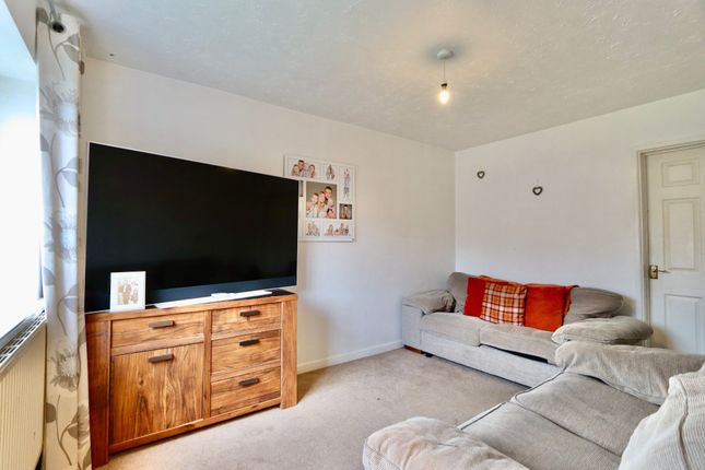 22 Plynlimon Avenue, Newport photo 2