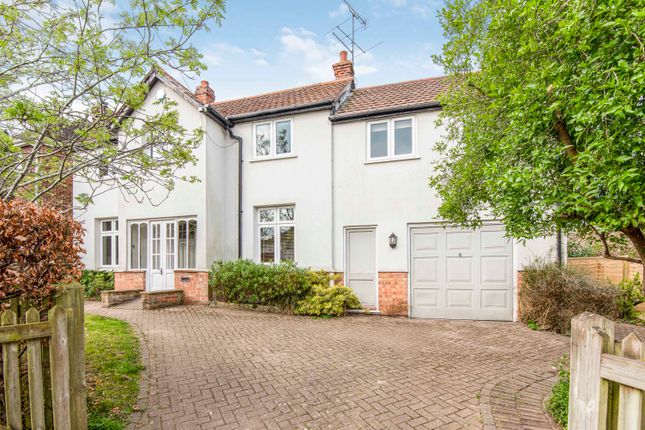 Thumbnail Detached house to rent in Belle Vue Road, Henley-On-Thames