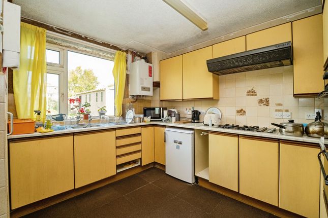 37, Treves Road, Dorchester photo 2