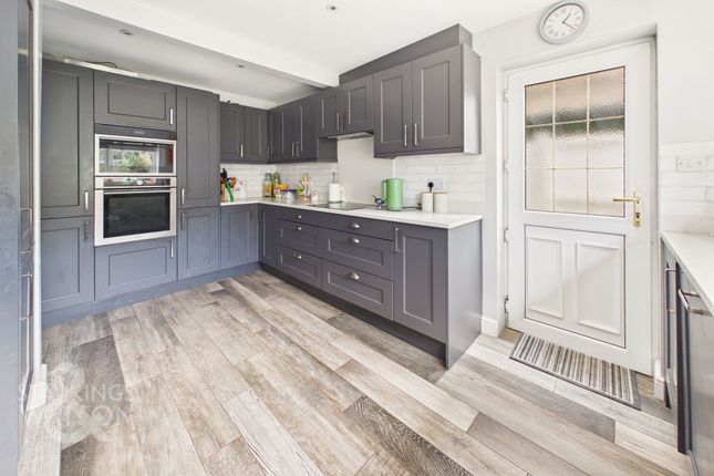 24 Coney Hill, Beccles photo 4