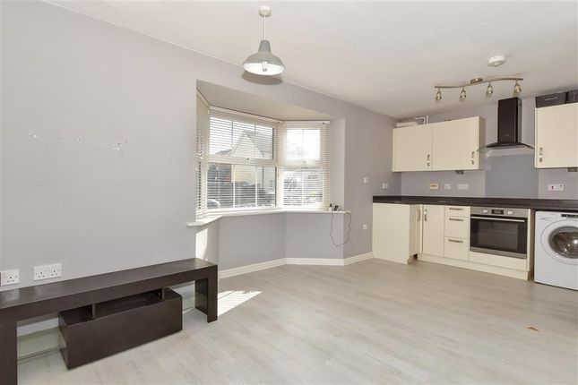 Kitchen/Living Area