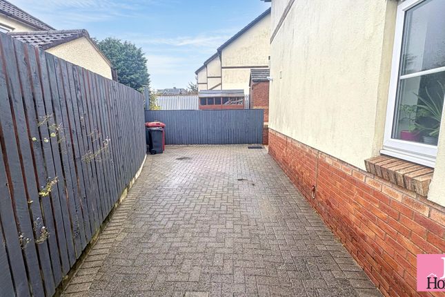 37, Dalton Fields Lane, Dalton-in-Furness photo 2