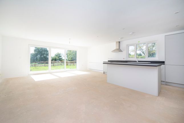 Plot 3, 3, Oak Fields, Bury St. Edmunds photo 4