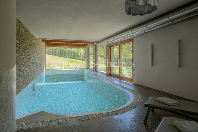 Villa for sale in Via Casotto, Serravalle Langhe, Piemonte