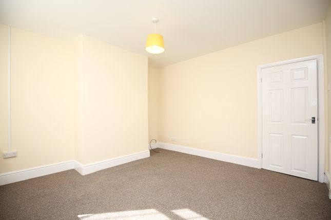 Terraced house to rent in Webb Street, Nuneaton