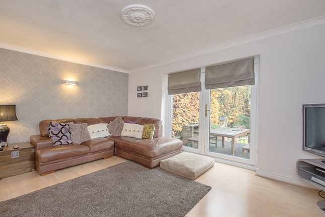 Detached house to rent in Daws Lea, High Wycombe