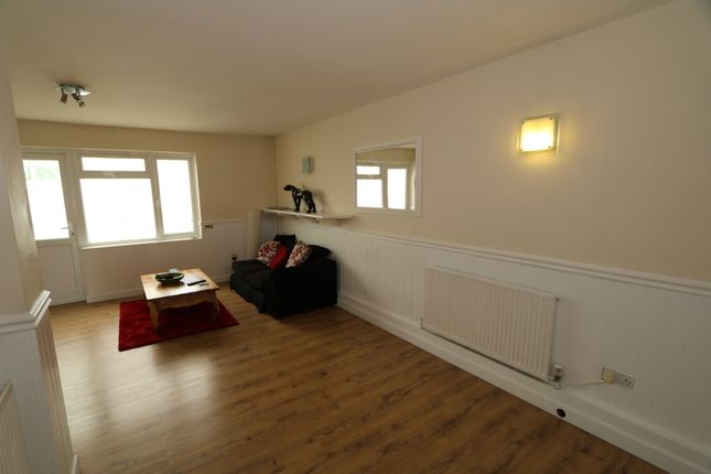 47, Stainmore Road, Bedford photo 4