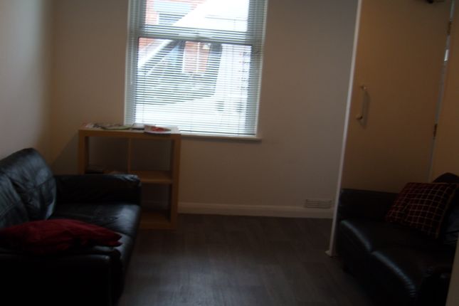 Thumbnail Shared accommodation to rent in Amber Street, York