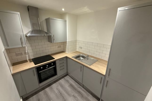 Flat 3 Clifton Park View, 15-21, Doncaster Gate, Rotherham photo 2