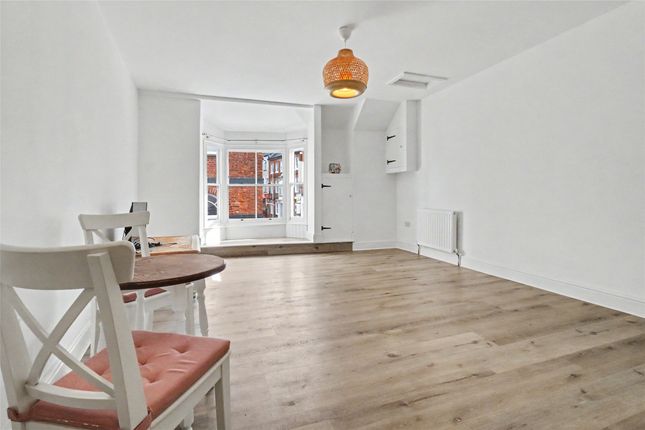 Flat 1 13-14 Broad Street, South Molton, South Molton photo 2