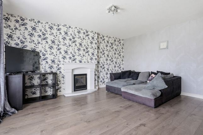 1, Pinewood Drive, Dalgety Bay photo 2