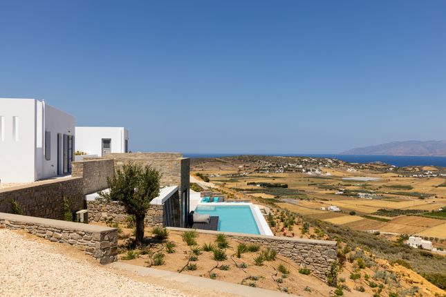 Villa for sale in Phantasia, Paros (Town), Paros, Cyclade Islands, South Aegean, Greece