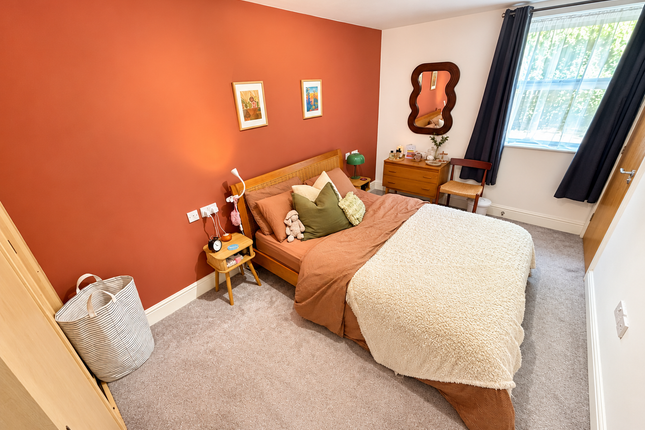 Flat 6 Gardenhurst, Leeds photo 4