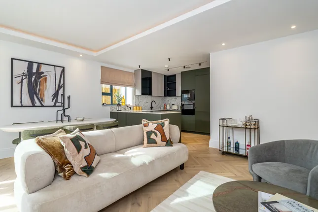 Hamptons - London New Homes