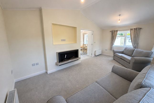 33, Labour In Vain Road, Sevenoaks photo 2