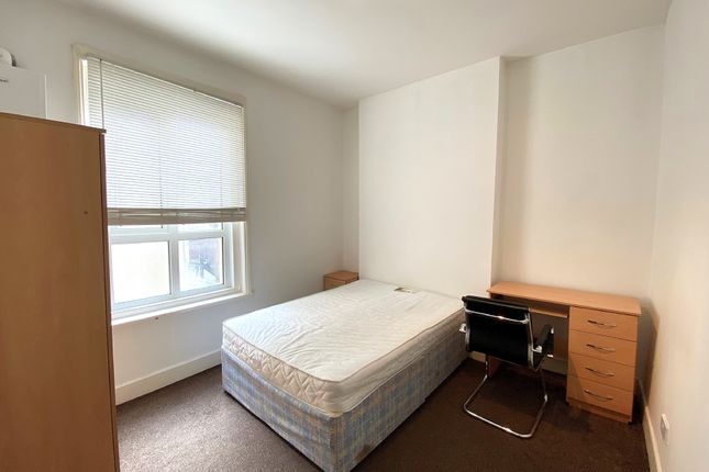 Flat 3, 40, Nightingale Road, Southsea photo 5