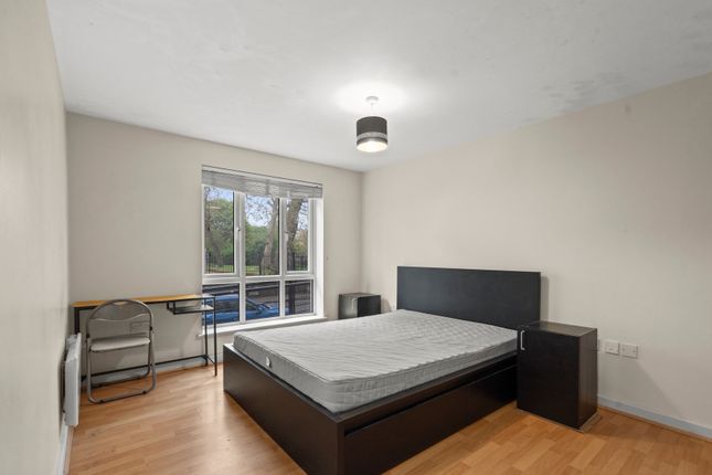 1111, St. Georges Way, London photo 3