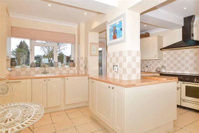 Allington Drive Strood, Rochester photo 4