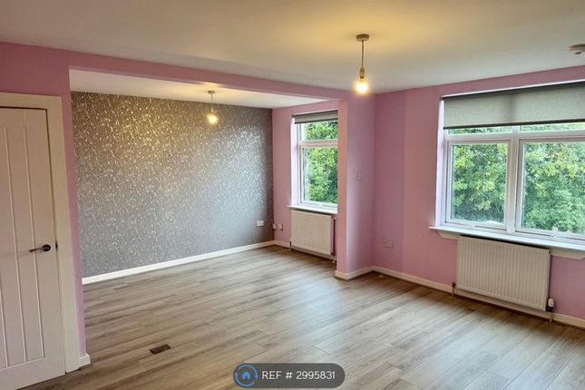 Chirnside Road, Glasgow photo 2