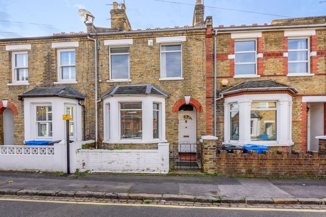 Thumbnail Terraced house to rent in Albany Road, Windsor