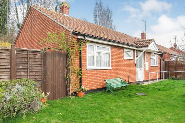 3 bed detached bungalow for sale in Kingscroft, Dersingham, King's Lynn ...