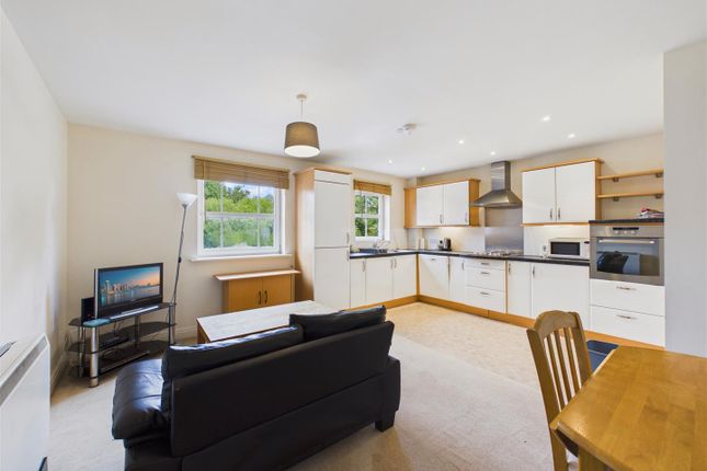 18, Lancaster Way, Brough photo 2