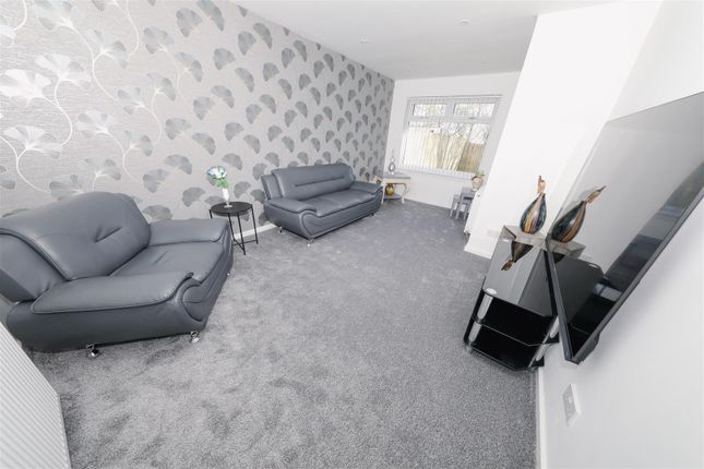 64, Tarves Place, Glenrothes photo 2