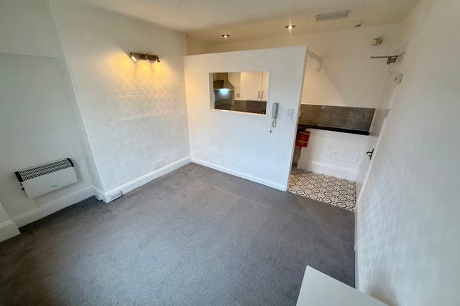 Flat 5 21, Morgan Avenue, Torquay photo 3