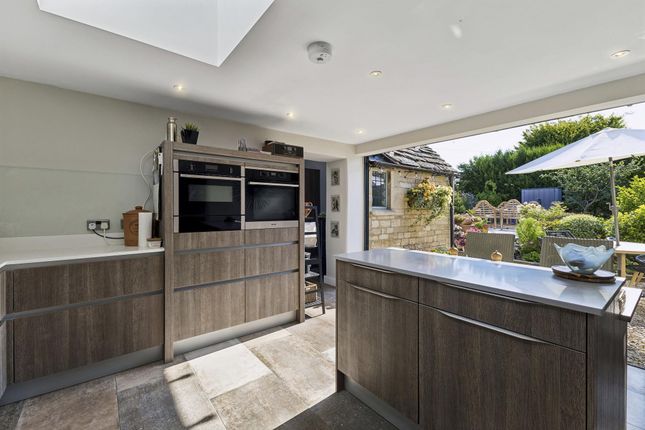 3, Sherborne, Cheltenham photo 4
