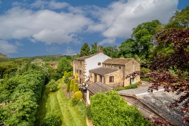 Thumbnail Farmhouse for sale in Penistone Road, Fenay Bridge, Huddersfield