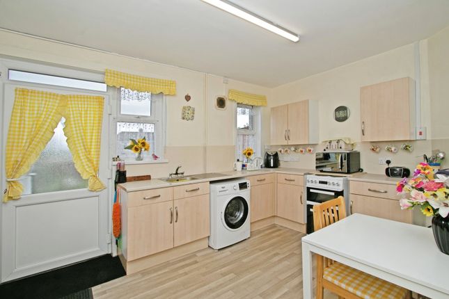 40, Manor Road, Cornwall photo 4