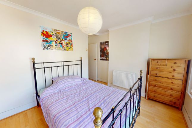 Semi-detached house for sale in Howley Road, Croydon