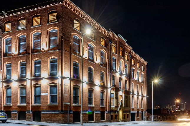 Thumbnail Flat to rent in Globe House, 30 Southall Street, Manchester
