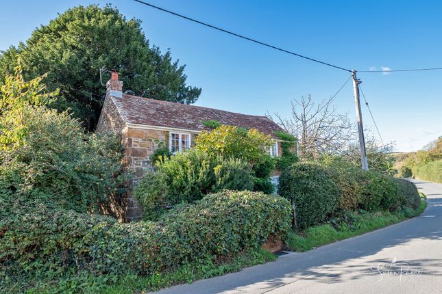2-bed house on Stone Place Cottage Farriers Way, Newport, £355,000
