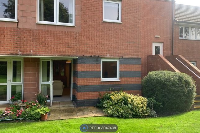 Apartment, Davies Court Metcalfe Drive, Stockport photo 2