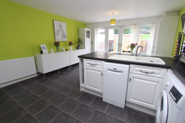 17a, Birch Coppice, Brierley Hill photo 3