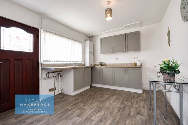 4 Zamenhof Grove, Smallthorne, Stoke-on-Trent photo 4