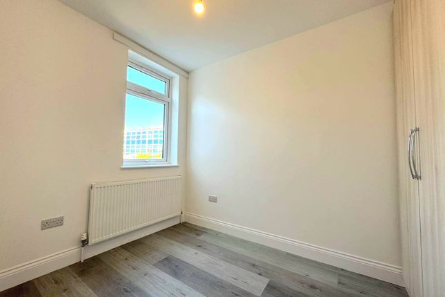 Flat 3, 62, Spencer Road, Harrow photo 4