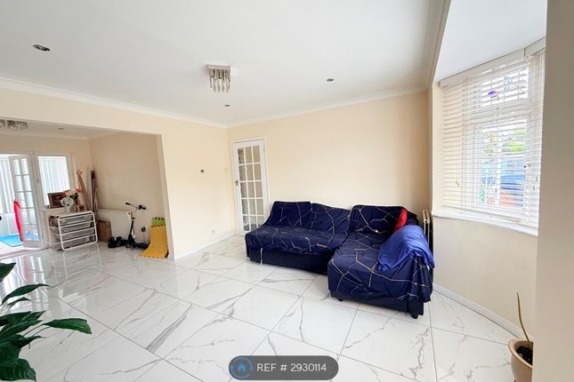 Castleview Road, Slough photo 4