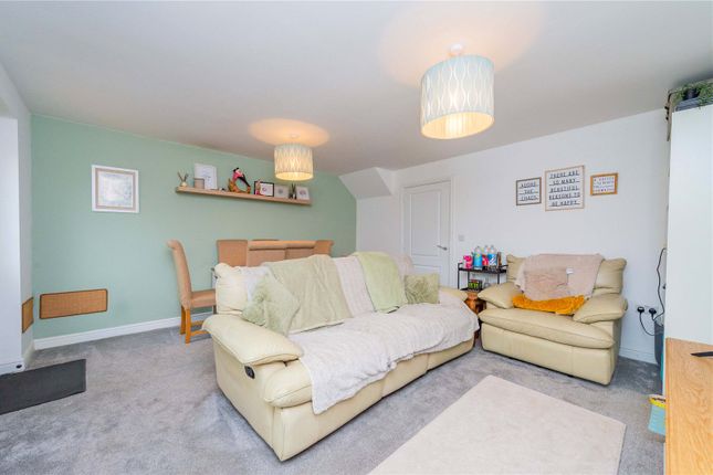 48, George Wynn Way, Telford photo 2