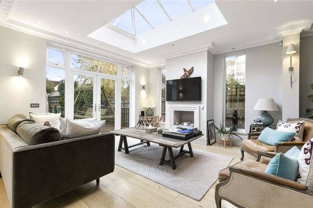 12, Belgrave Road, London photo 3
