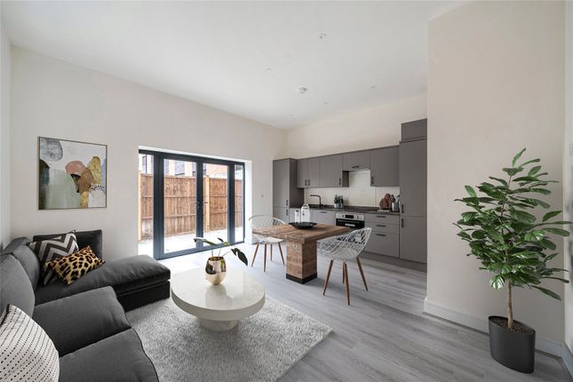Flat 1 Magnolia House,, Madeira Road, West Byfleet photo 2