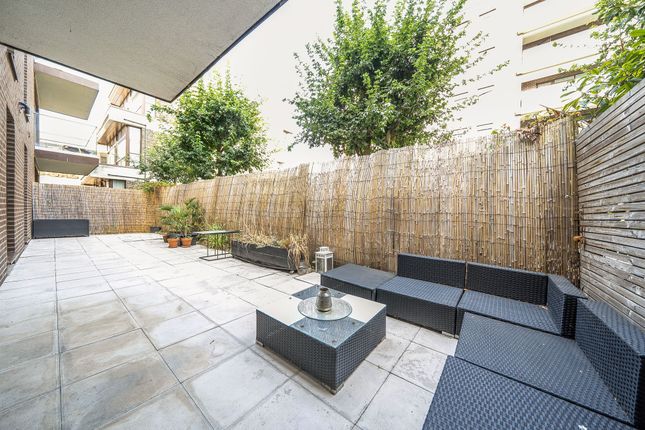 Apt G02, 21 Cabanel Place, London photo 3