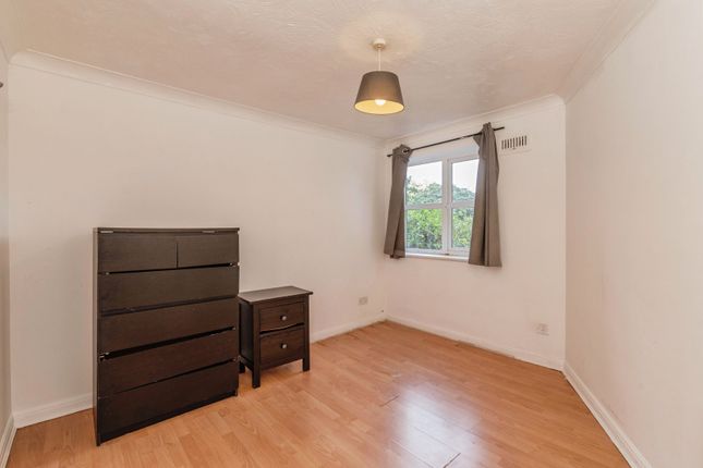 Flat 15, Lauriston Place, 150, Southchurch Avenue, Essex photo 4