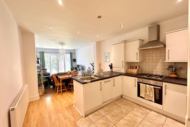 60a, Aspinall Road, Brockley photo 2