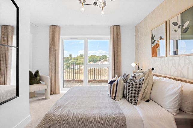 2-bed flat on The Quarry, 25, Clast Court, Erith, £377,500