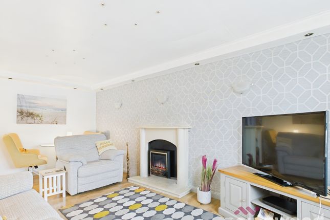75, Cottesmore Way, Golborne photo 3
