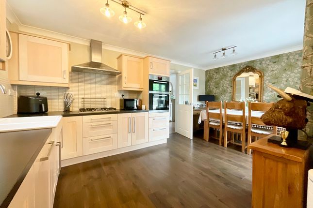 10 Mayfield Drive, Scarborough photo 3