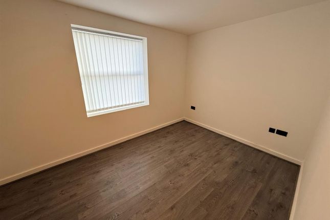 Flat, 1A, Mowbray Street, Stockport photo 4